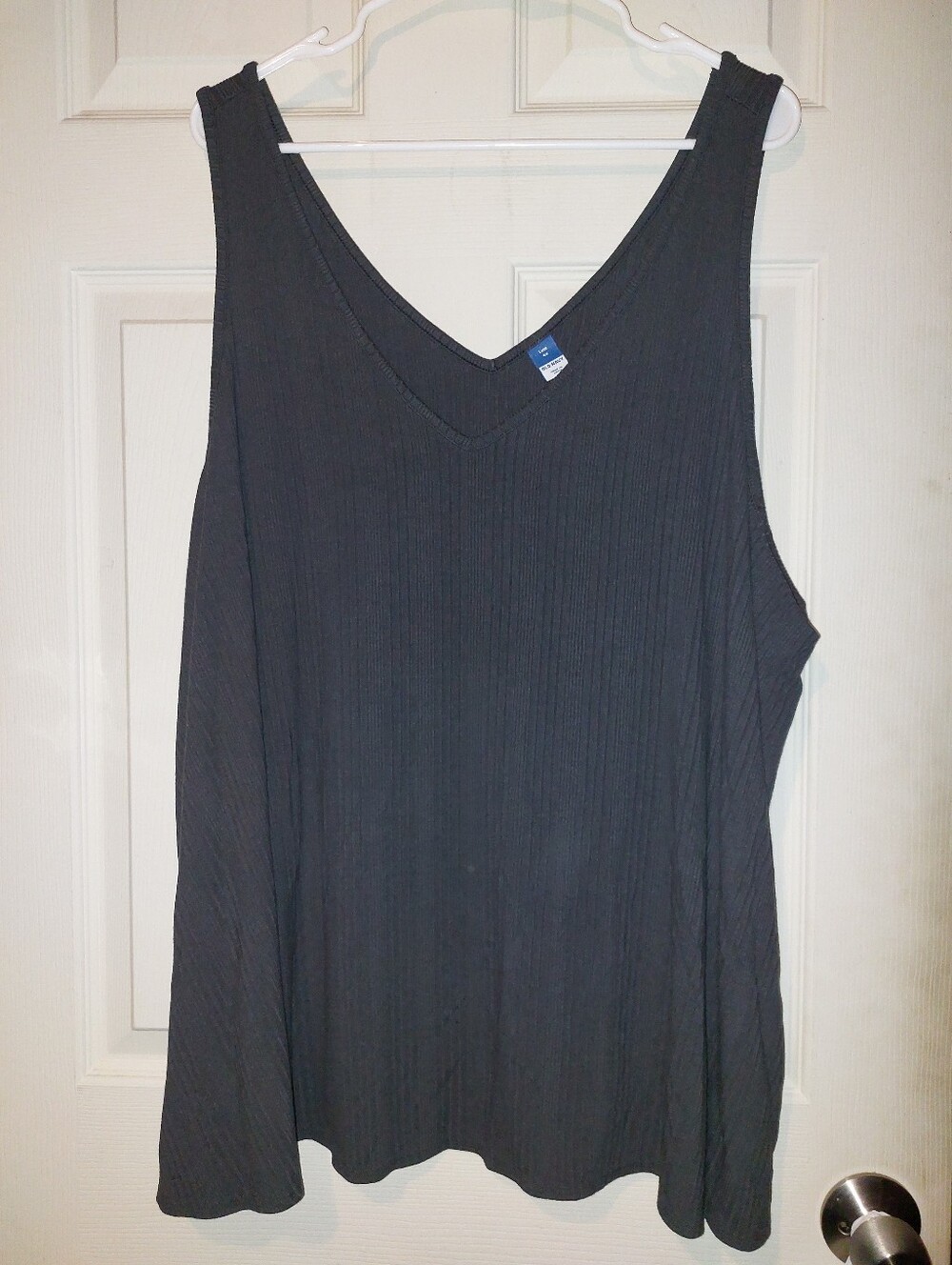 Old Navy Luxe 4x Dark Gray Ribbed V-Neck Tank Top